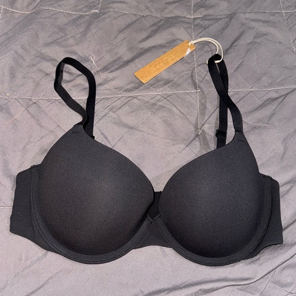 SKIMS FITS EVERYBODY PUSH-UP DEMI BRA 'ONYX' - Picture 1 of 4